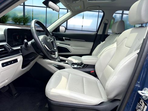 Used 2023 Kia Telluride S w/ S Sunroof Package image 13