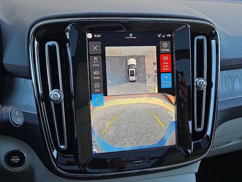 New 2026 Volvo XC40 B5 Plus w/ Protection Package Premier image 26