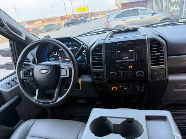 Used 2017 Ford F350 XL w/ Power Equipment Group RWD image 7