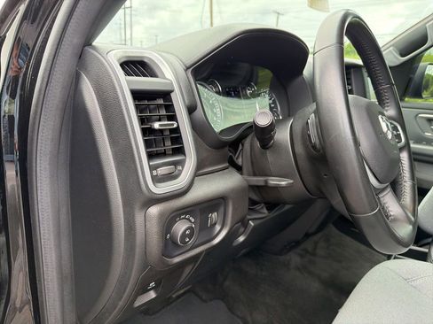 Used 2022 RAM 1500 Big Horn RWD image 16