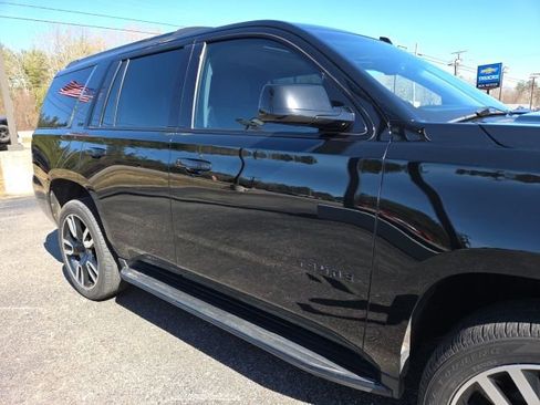 Used 2018 Chevrolet Tahoe LT w/ RST Edition image 10