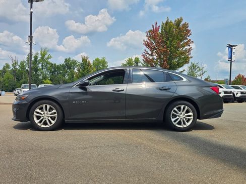 Used 2018 Chevrolet Malibu LT FWD image 5