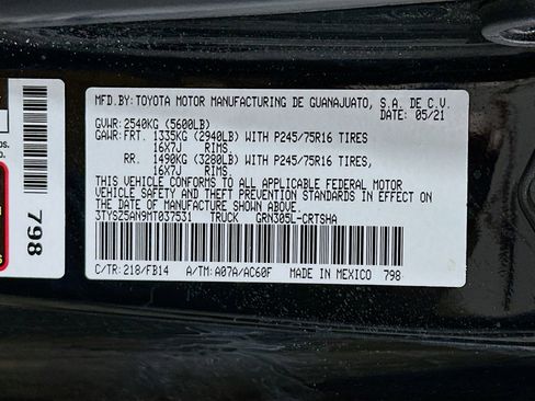 Used 2021 Toyota Tacoma SR w/ SX Package AWD/4WD image 27