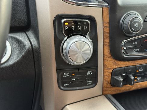 Used 2017 RAM 1500 Laramie Longhorn image 26