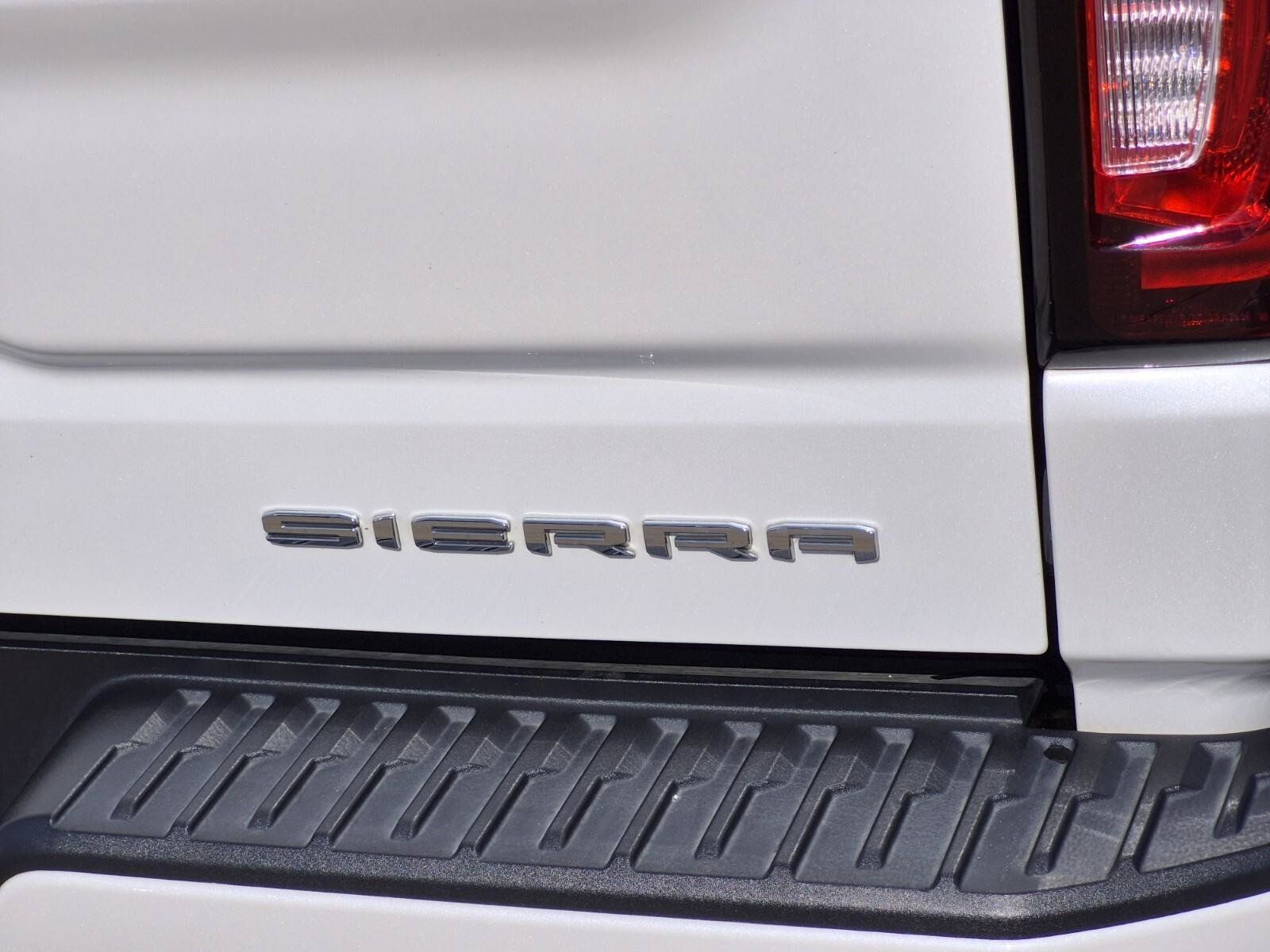 Used 2025 GMC Sierra 1500 Denali Ultimate AWD/4WD image 11