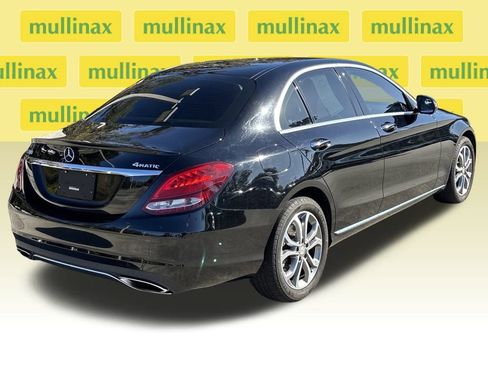 Used 2016 Mercedes-Benz C 300 4MATIC Sedan image 4