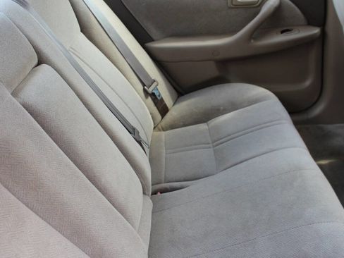 Used 2001 Toyota Camry CE image 12