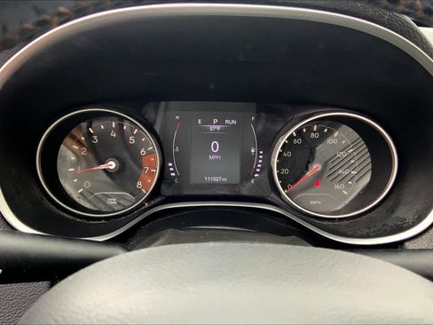 Used 2017 Jeep Compass Latitude image 25