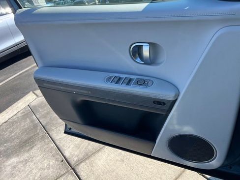 Used 2024 Hyundai Ioniq 5 Limited image 19