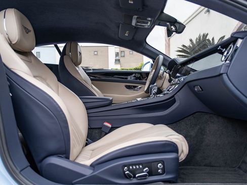 Used 2023 Bentley Continental GT Mulliner image 31