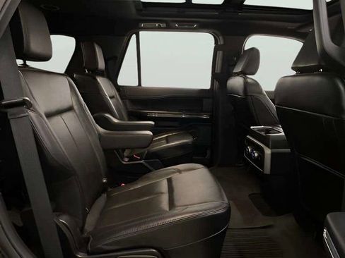 Used 2021 Ford Expedition XLT RWD image 25