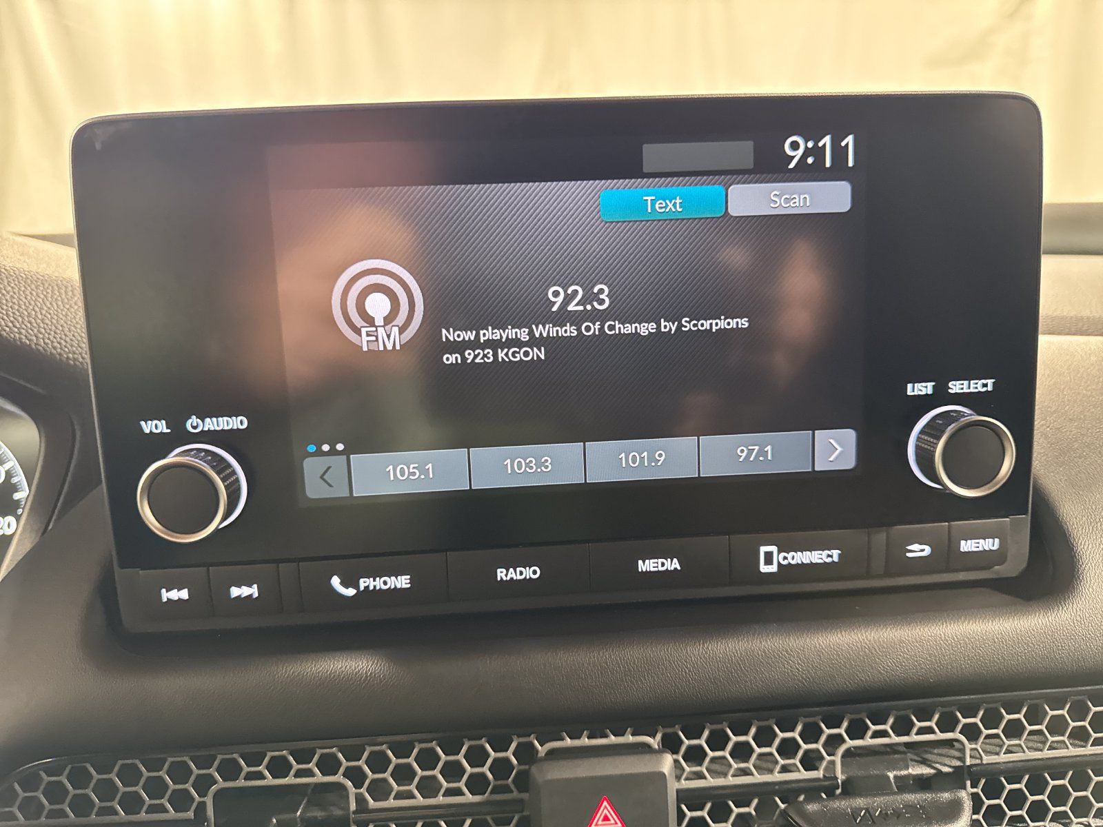 Certified 2024 Honda HR-V Sport image 17