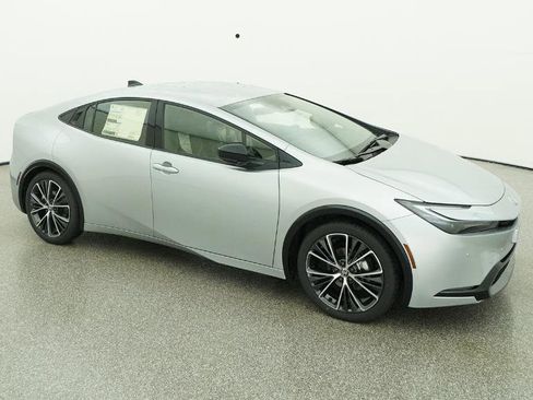 New 2026 Toyota Prius XLE image 15