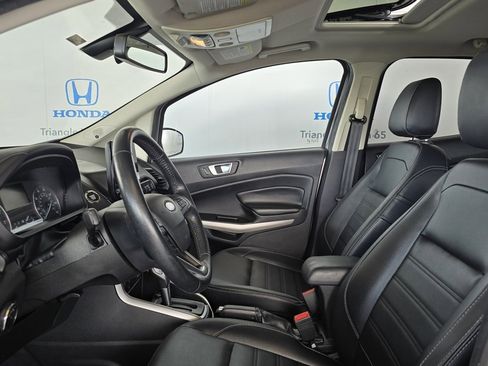Used 2022 Ford EcoSport Titanium image 9
