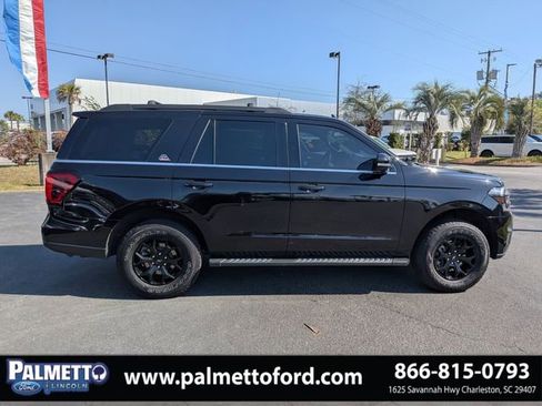 Used 2022 Ford Expedition Timberline image 2