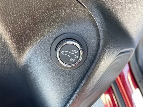 Used 2023 Buick Encore GX Select w/ Sport Touring Package FWD image 9