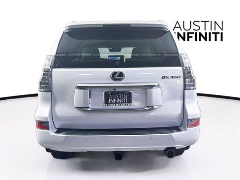 Used 2023 Lexus GX 460 Premium w/ Premium Package image 6