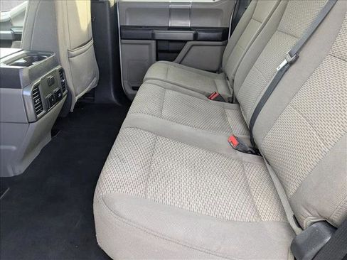 Used 2022 Ford F250 XLT w/ Black Appearance Package image 17