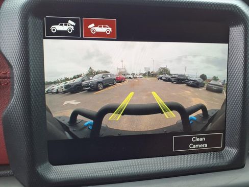 Used 2023 Jeep Wrangler Unlimited Rubicon 4xe AWD/4WD image 35