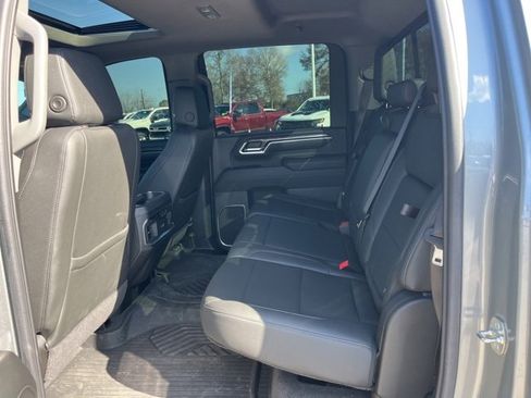 Used 2024 Chevrolet Silverado 2500 LTZ w/ LTZ Premium Package image 41