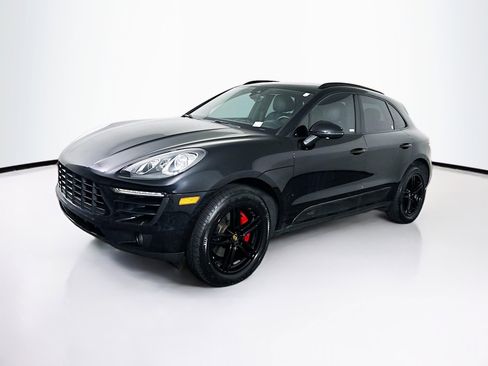 Used 2018 Porsche Macan AWD image 3