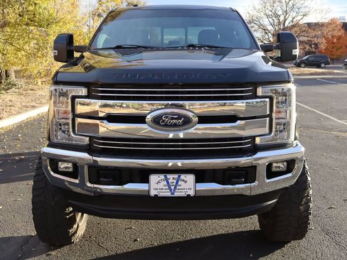 Used 2017 Ford F250 Lariat w/ Lariat Value Package image 12