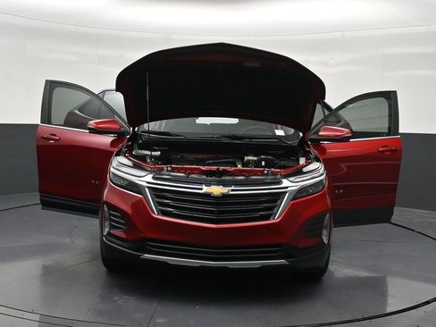 Used 2024 Chevrolet Equinox LT FWD image 40