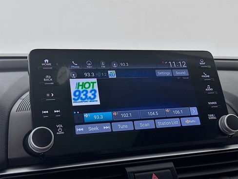 Used 2021 Honda Accord Touring image 16