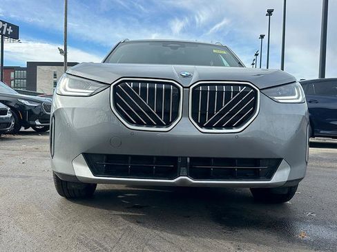New 2026 BMW X3 xDrive30 w/ Premium Package image 2