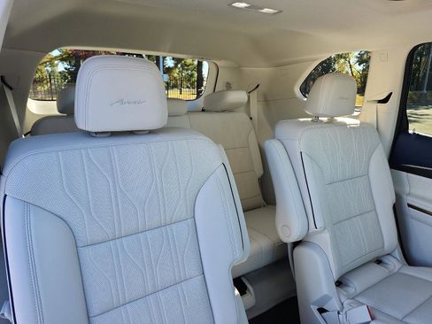 Certified 2026 Buick Enclave Avenir w/ Super Cruise Package image 9