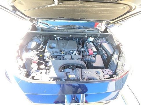 Used 2021 Toyota RAV4 XLE Premium image 27