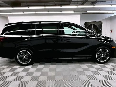 Used 2025 Honda Odyssey Sport-L image 15