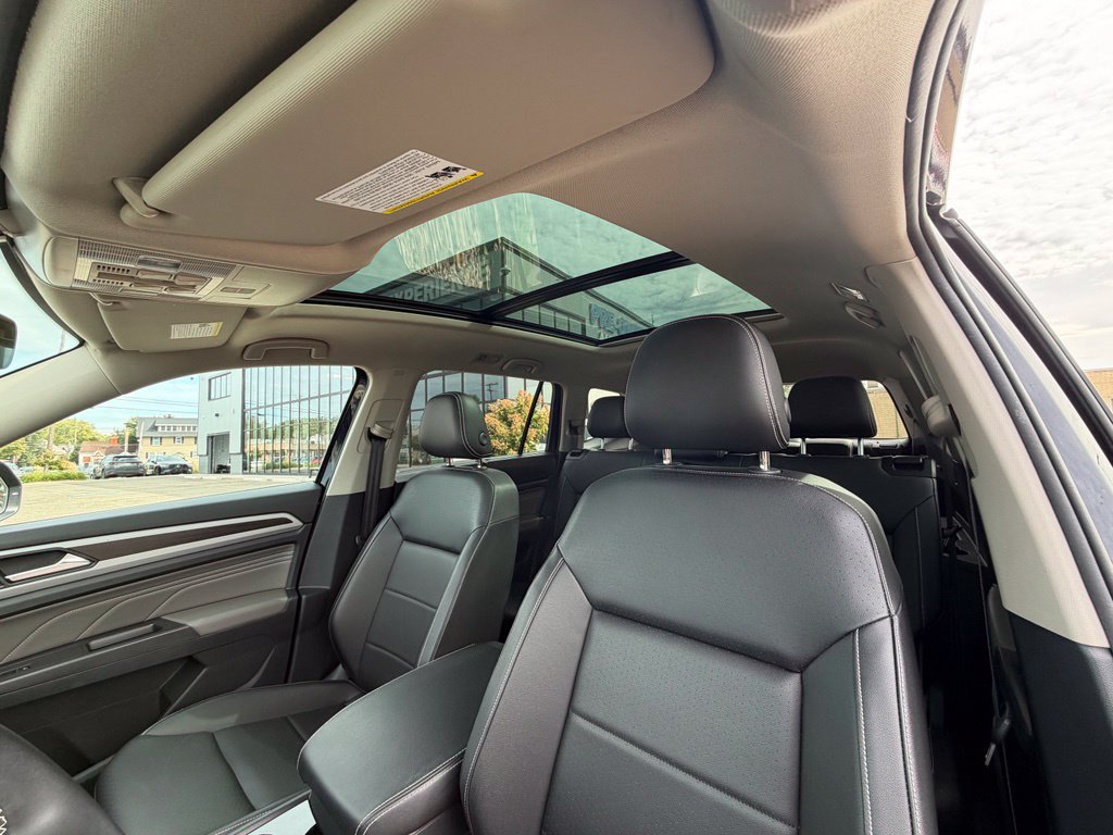 Certified 2023 Volkswagen Atlas SE w/ Panoramic Sunroof Package AWD/4WD image 9