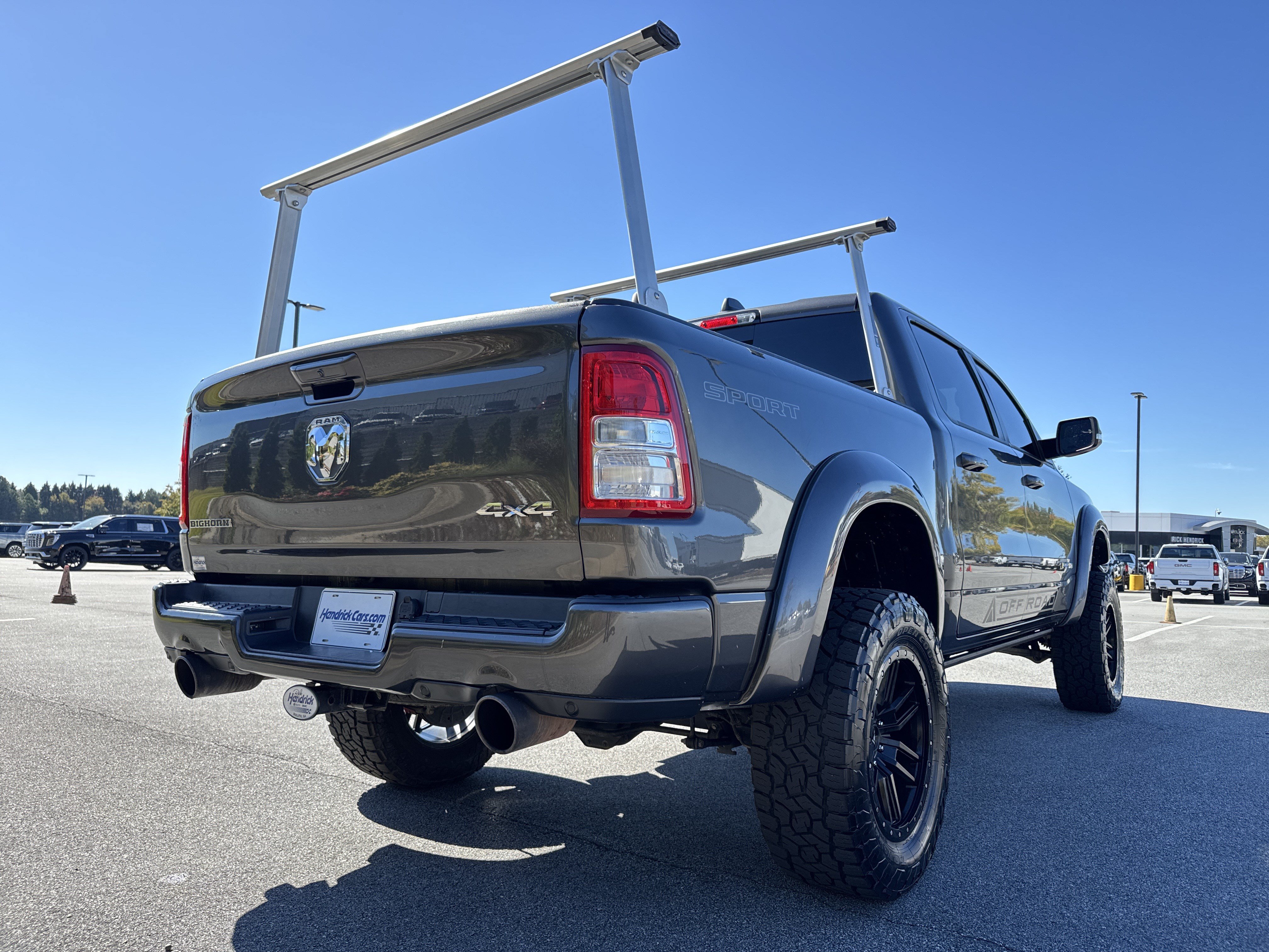 Used 2022 RAM 1500 Big Horn AWD/4WD image 10