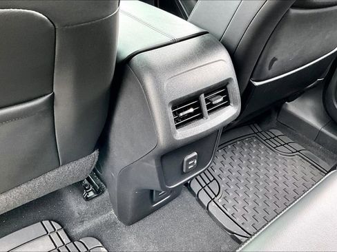 Used 2022 GMC Terrain SLT FWD image 10