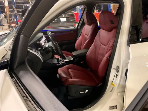 Certified 2024 BMW X3 sDrive30i w/ M Sport Package image 7