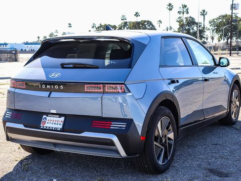 New 2026 Hyundai Ioniq 5 SE image 6
