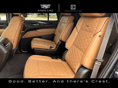 Used 2021 Cadillac Escalade Premium Luxury AWD/4WD image 29