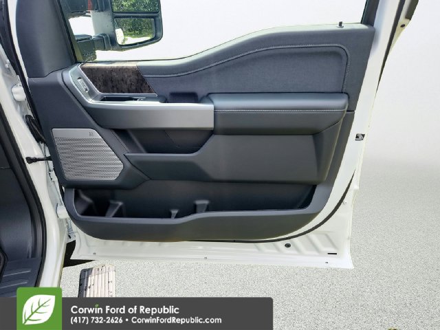 New 2026 Ford F350 Lariat w/ Lariat Ultimate Package AWD/4WD image 32