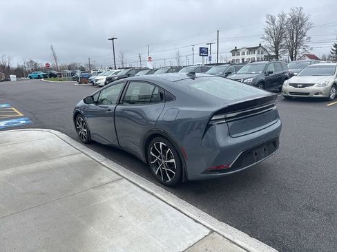 Used 2023 Toyota Prius Prime image 5