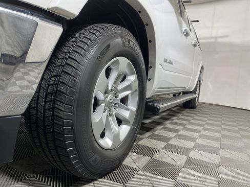 Used 2019 RAM 1500 Laramie image 26