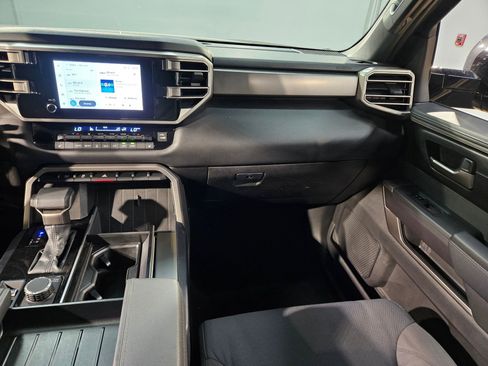 Certified 2025 Toyota Sequoia SR5 AWD/4WD image 11