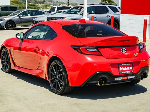 Certified 2024 Toyota GR86 Premium RWD image 5