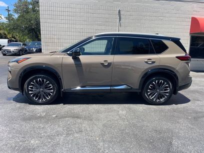 Used 2025 Nissan Rogue Platinum w/ Tech Package