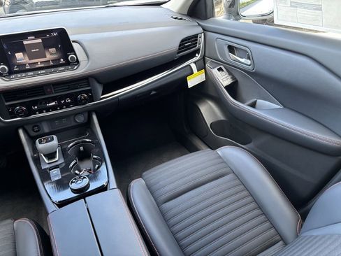 New 2026 Nissan Rogue SV AWD/4WD image 23