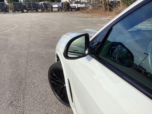 Used 2022 BMW X5 sDrive40i w/ M Sport Package image 25