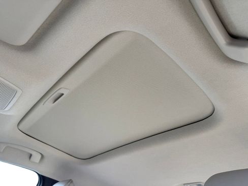 New 2026 Nissan Sentra SL w/ Floor Mat Package FWD image 22