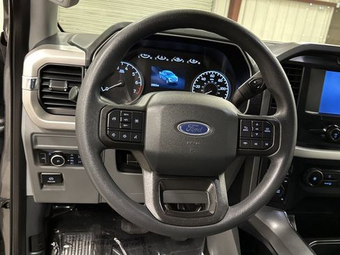 Used 2022 Ford F150 XLT w/ Trailer Tow Package image 8