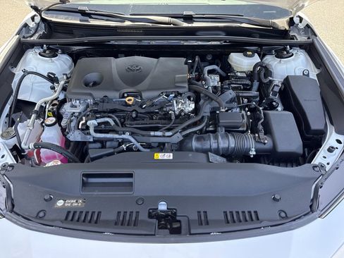 Used 2025 Toyota Camry LE FWD image 30