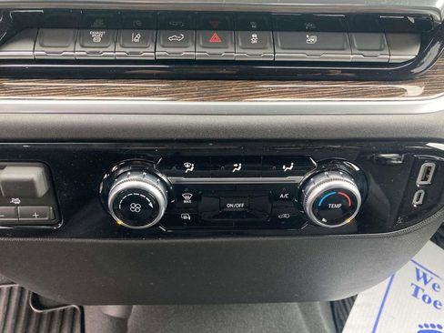 New 2026 GMC Sierra 3500 SLE image 20